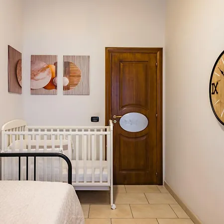 Tofa 7 * Naples